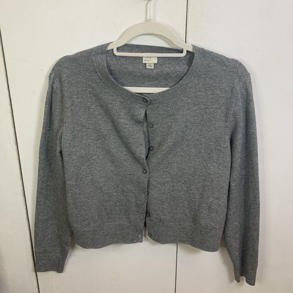 A New Day Women's Gray Scoop-Neck Long Sleeve Button Front Cardigan Size S
